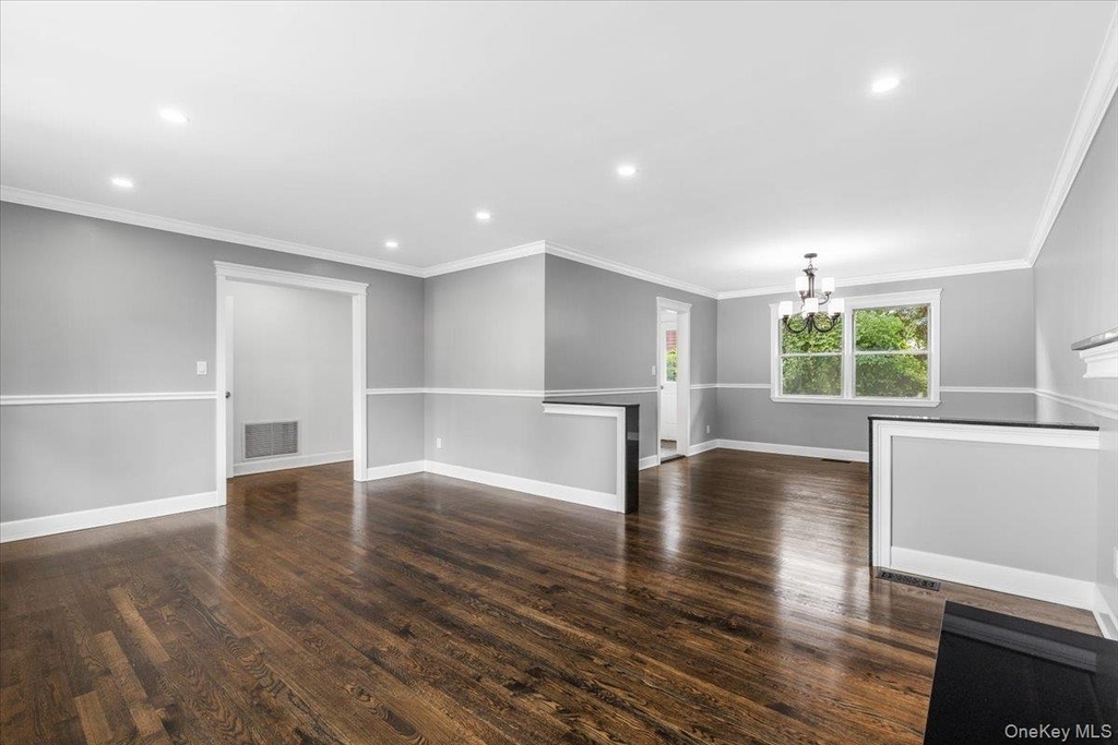 85 Franklin Avenue - Photo 5