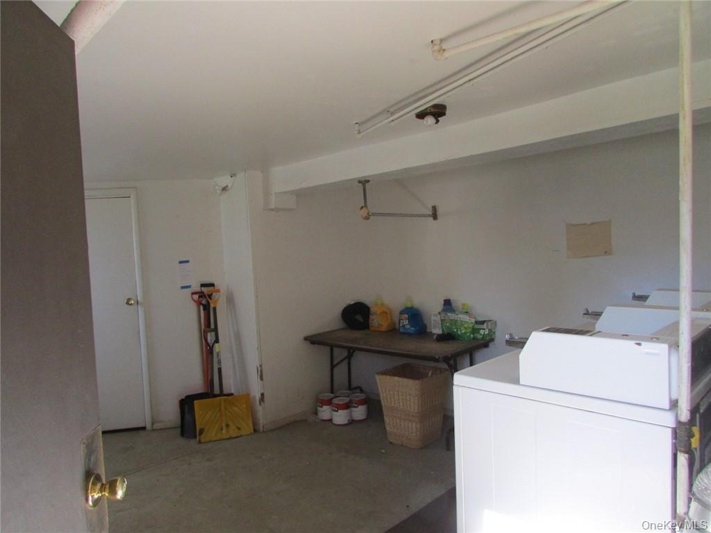 43 Clinton Street - Photo 12