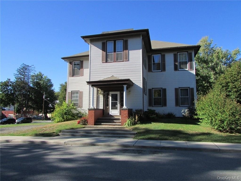 43 Clinton Street - Photo 1