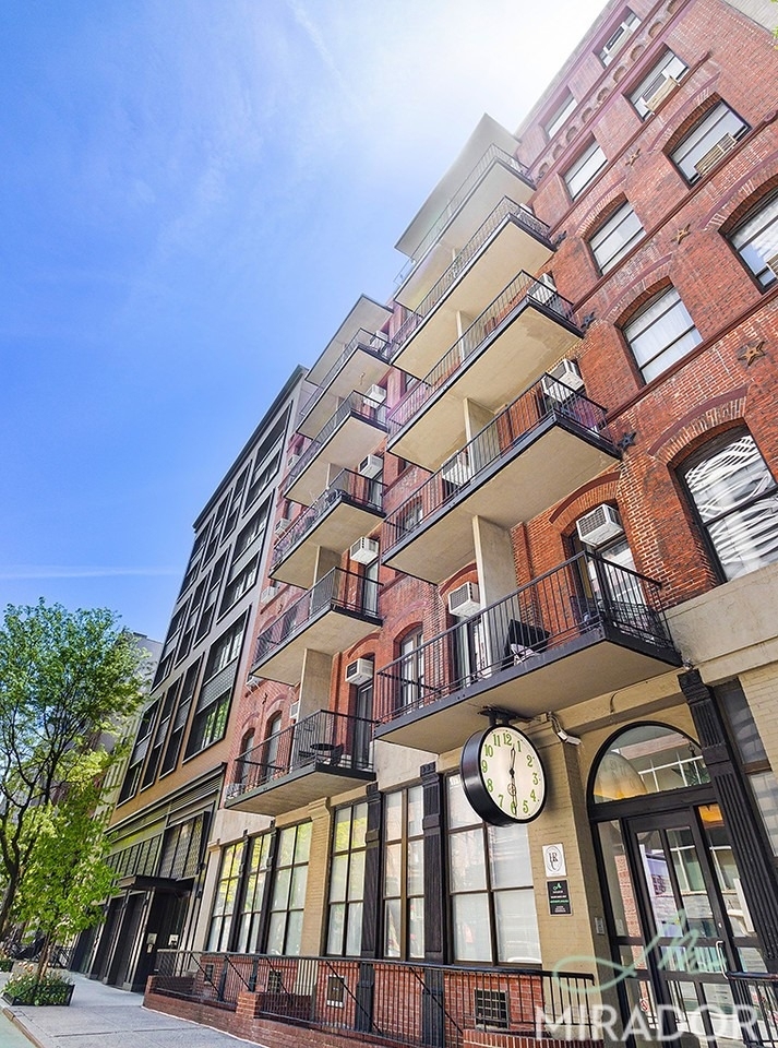 10 E 13th Street - Photo 0