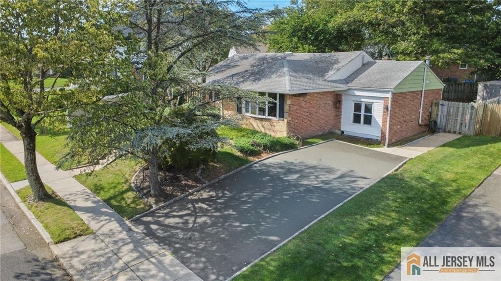 55 Gurley Road - Photo 2
