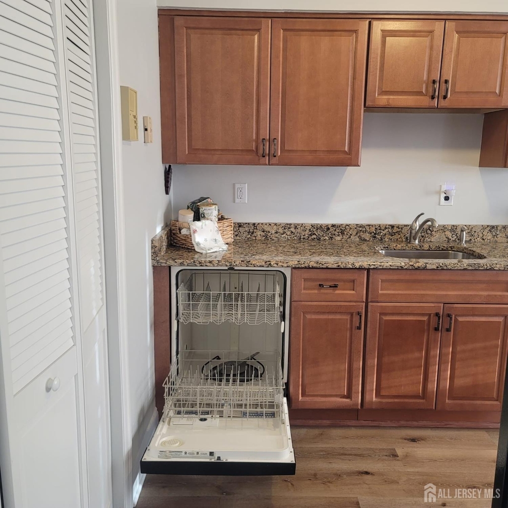 1617 Raspberry Court - Photo 1