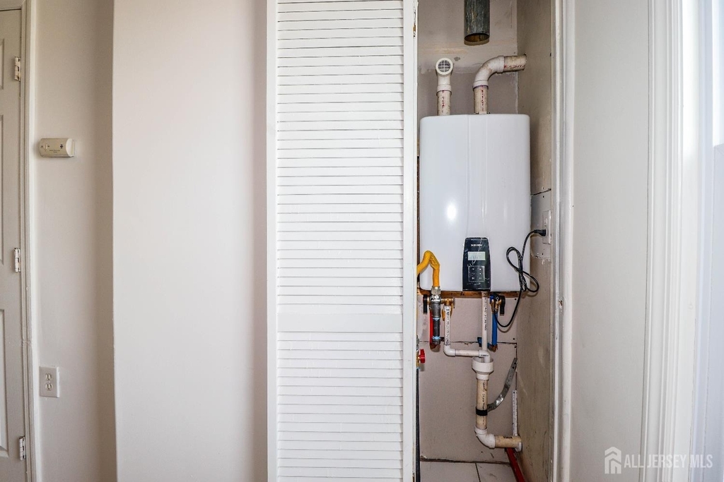 362 Market Street - Photo 11