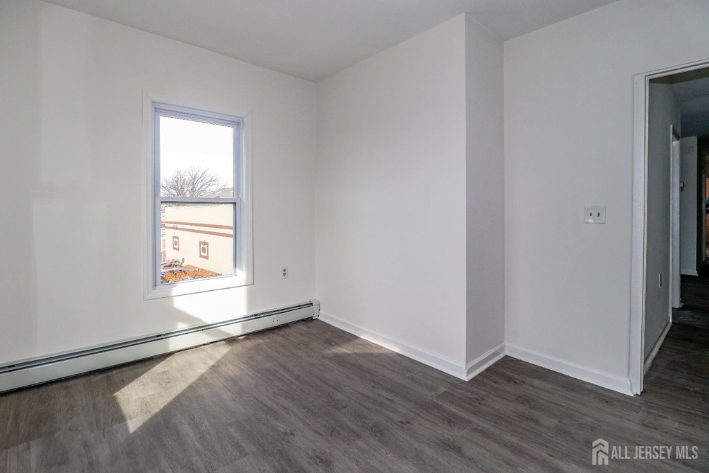 364 Market Street - Photo 7