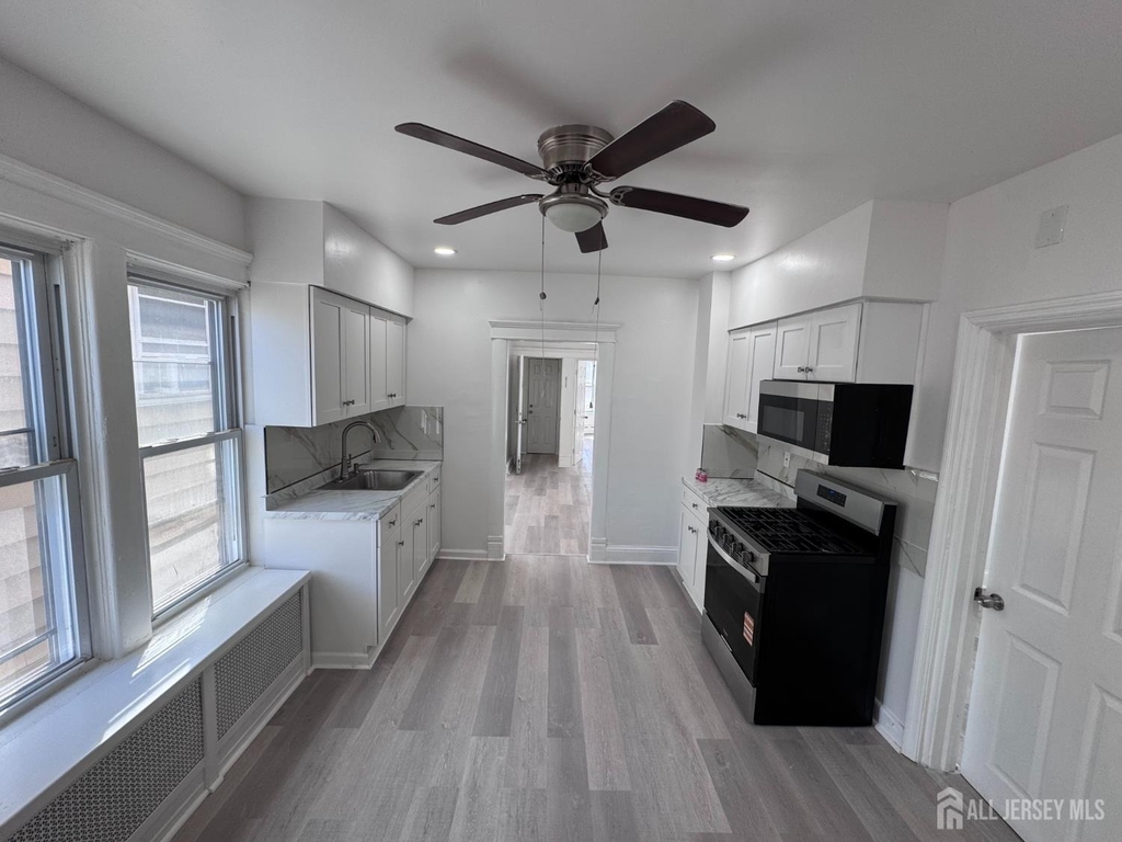 164 Lynd Street - Photo 5