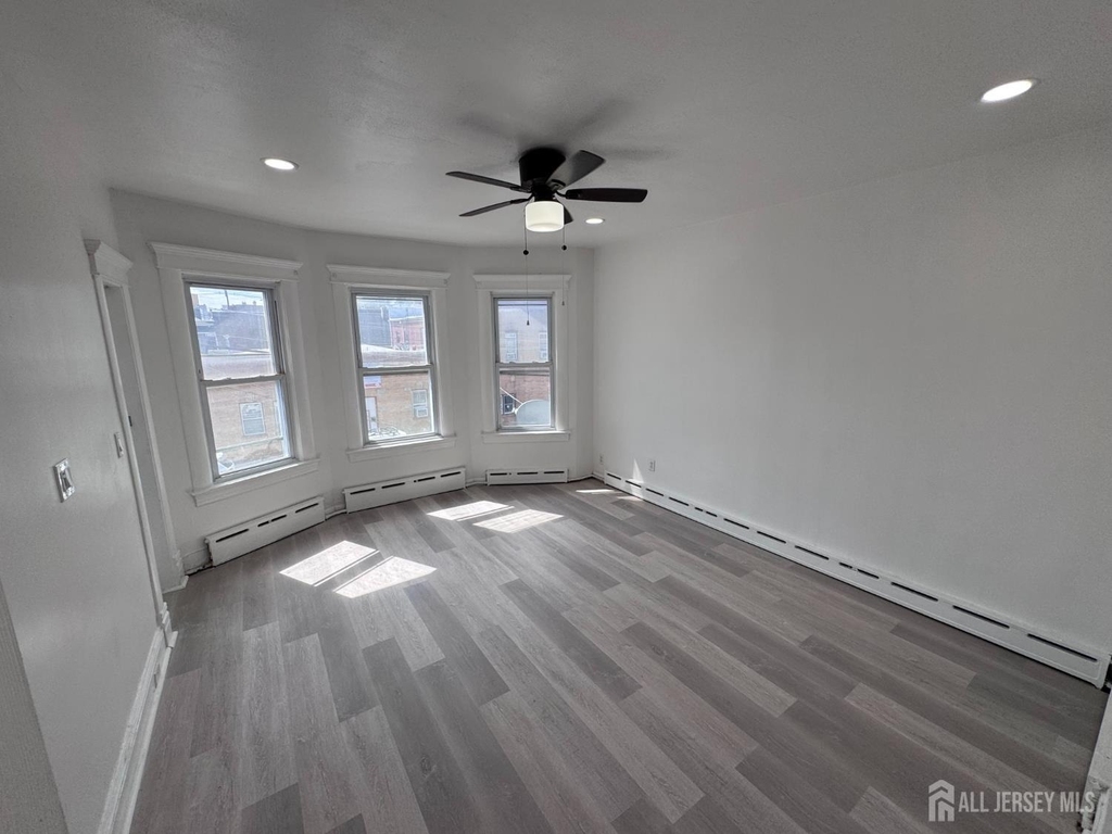 164 Lynd Street - Photo 9
