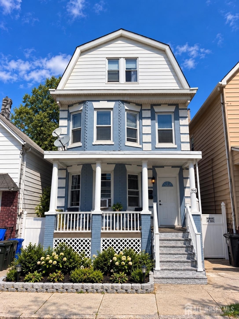 164 Lynd Street - Photo 0