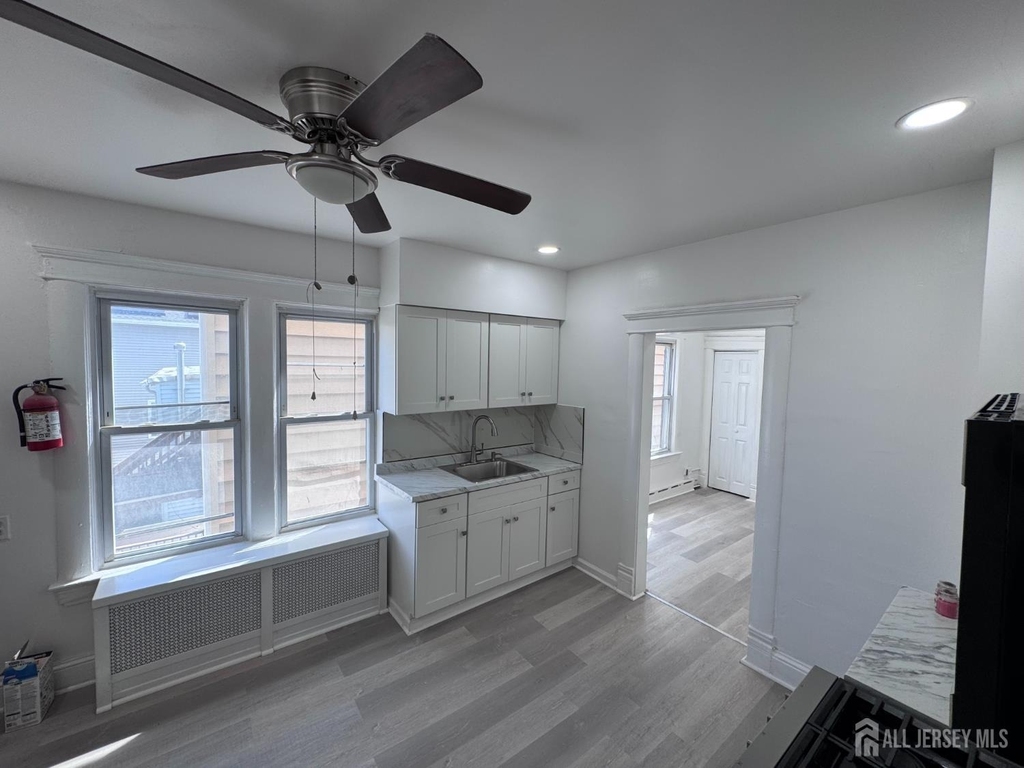164 Lynd Street - Photo 6