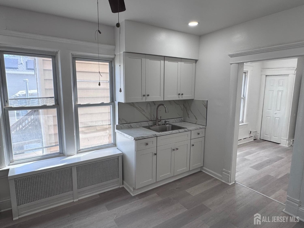 164 Lynd Street - Photo 8