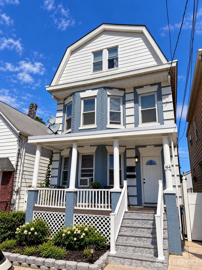 164 Lynd Street - Photo 1