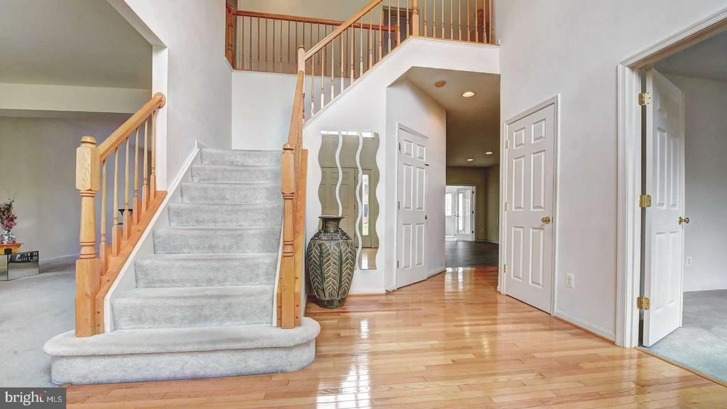 110 Hunton Drive - Photo 2