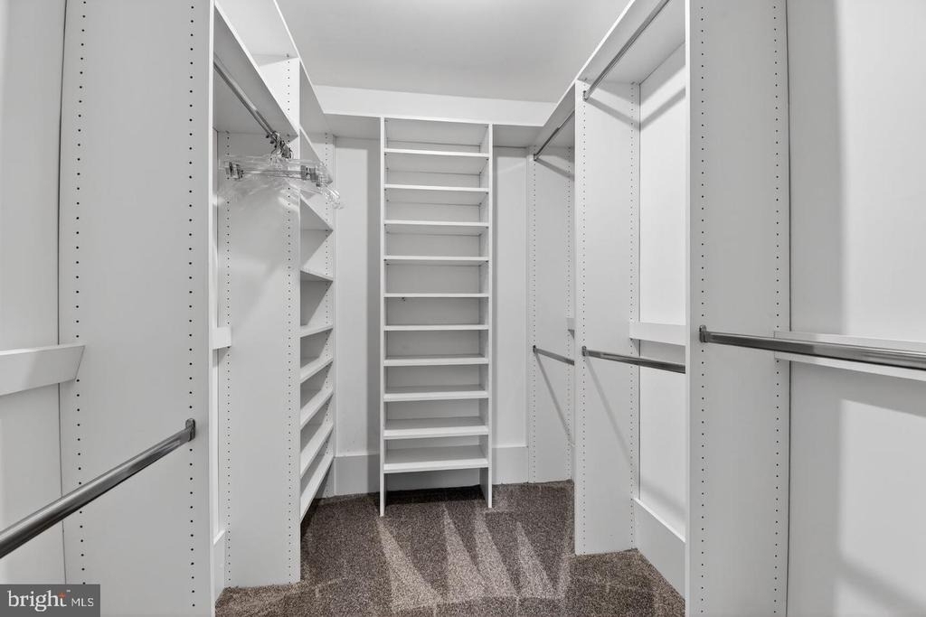 1302 Clayborne House Court - Photo 30