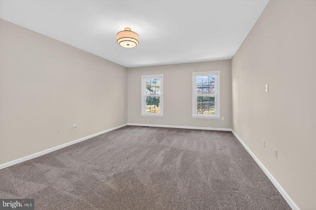 1302 Clayborne House Court - Photo 29