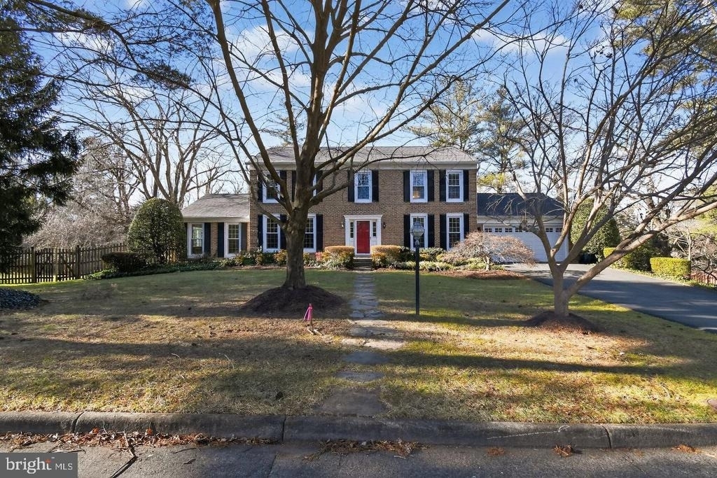 1302 Clayborne House Court - Photo 54