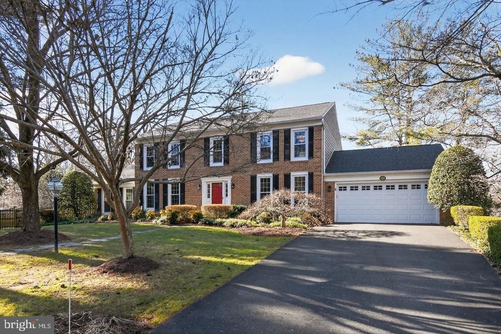 1302 Clayborne House Court - Photo 56