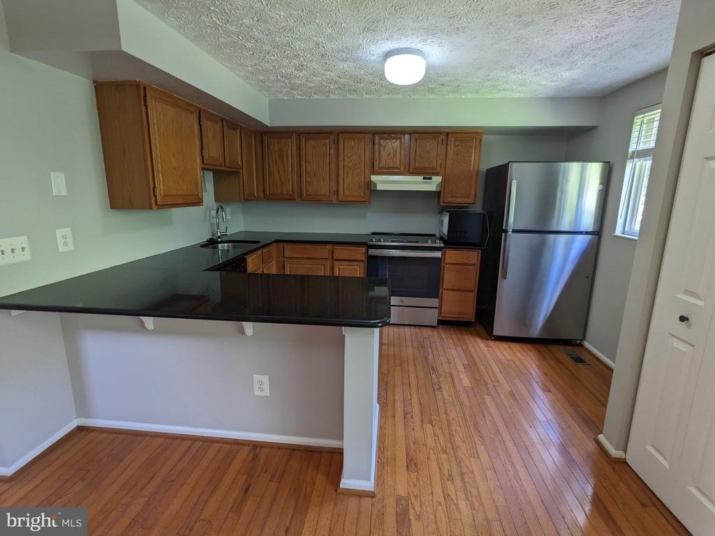 1110 Floyd Place - Photo 9