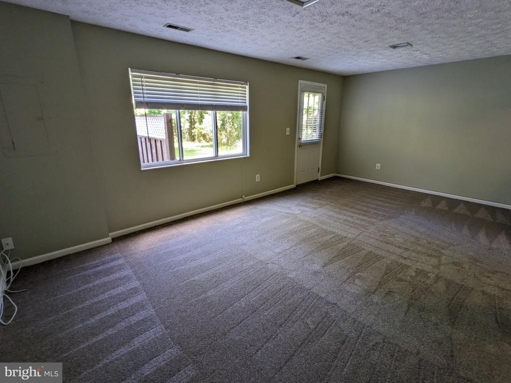 1110 Floyd Place - Photo 15