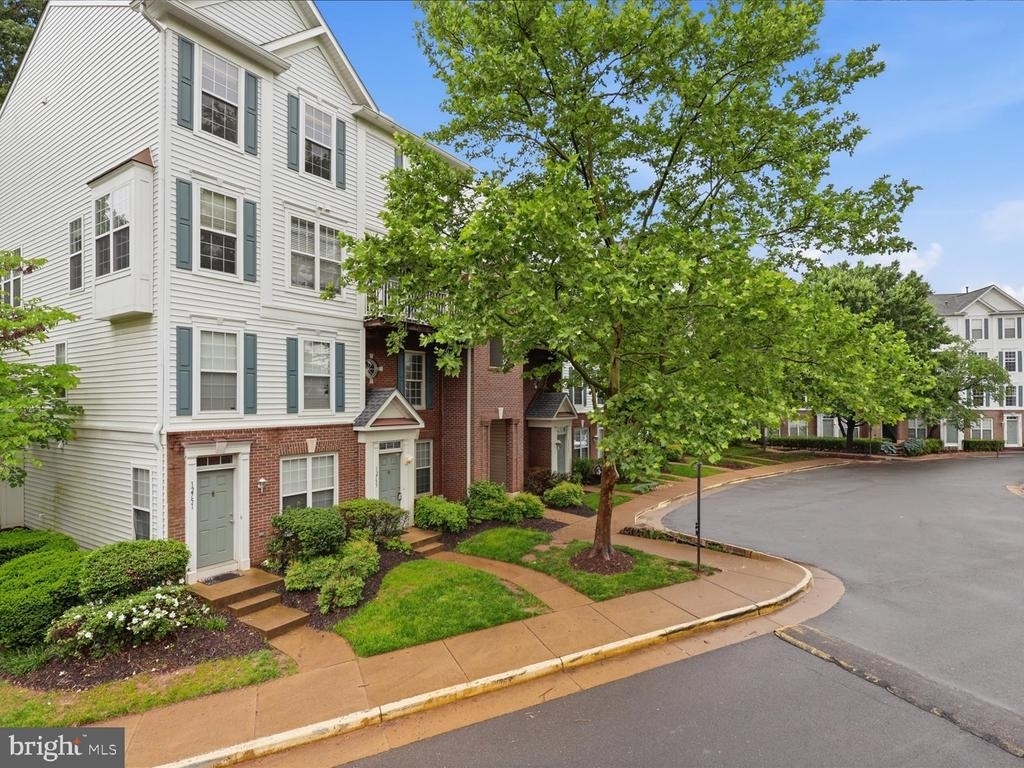 12753 Fair Crest Court - Photo 1