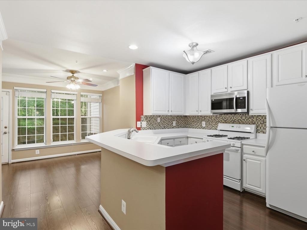 12753 Fair Crest Court - Photo 10