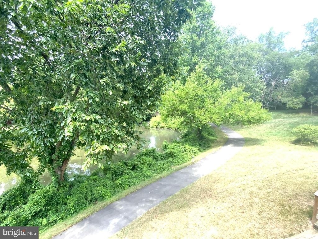 7594 Lakeside Village Drive - Photo 33