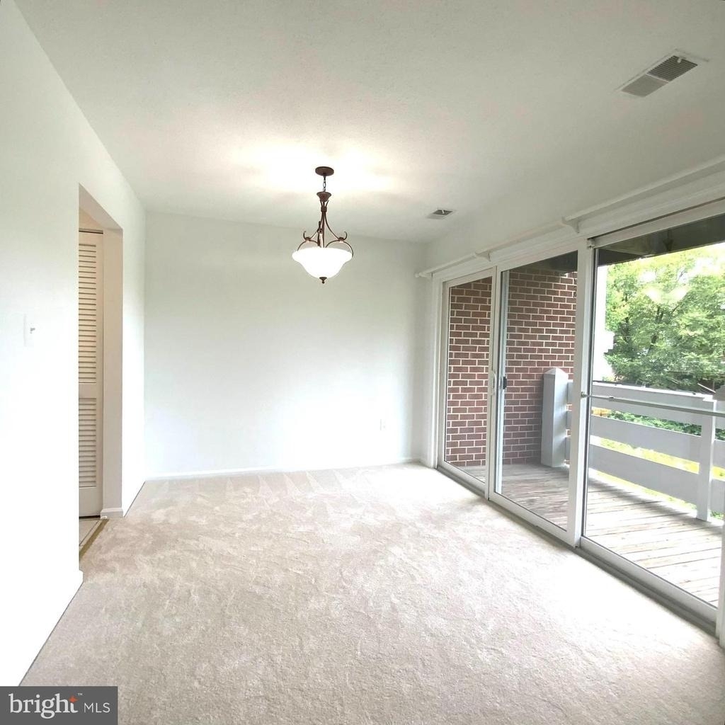 7594 Lakeside Village Drive - Photo 7