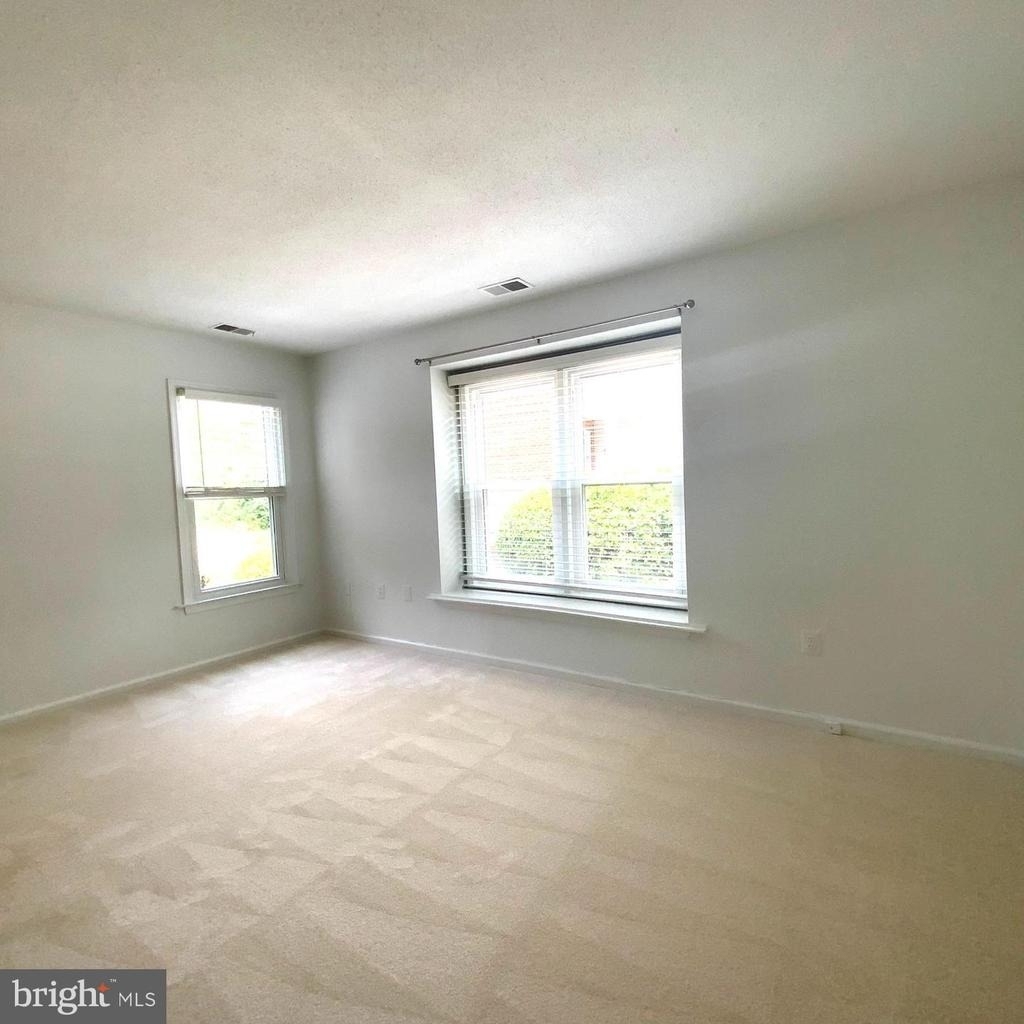 7594 Lakeside Village Drive - Photo 24