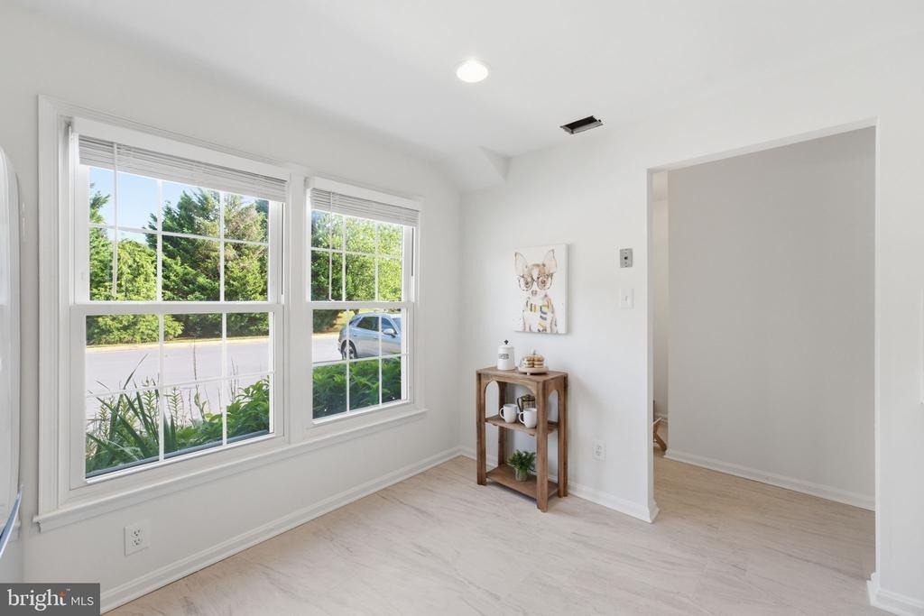 5603 Independence Circle - Photo 2