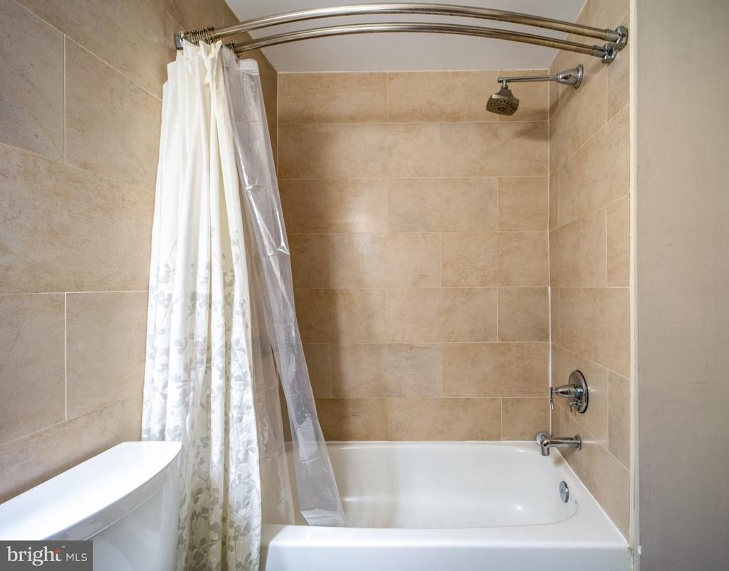 7804 Colonial Springs Boulevard - Photo 24