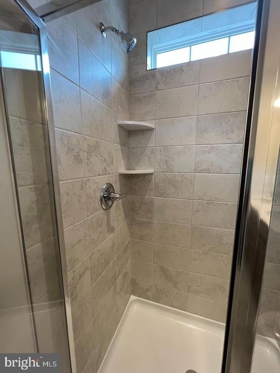 217 Willis St - Photo 12