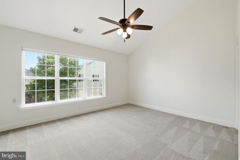 3839 Watkins Mill Drive - Photo 18
