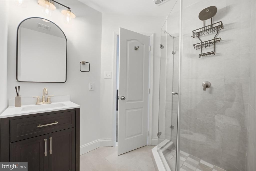 3839 Watkins Mill Drive - Photo 28
