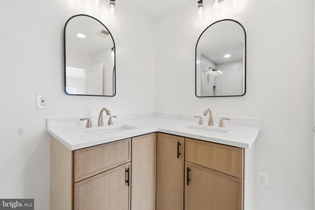 3839 Watkins Mill Drive - Photo 22