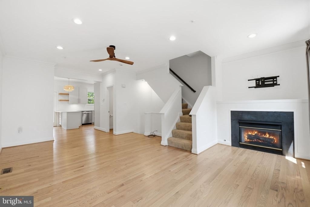 3839 Watkins Mill Drive - Photo 11