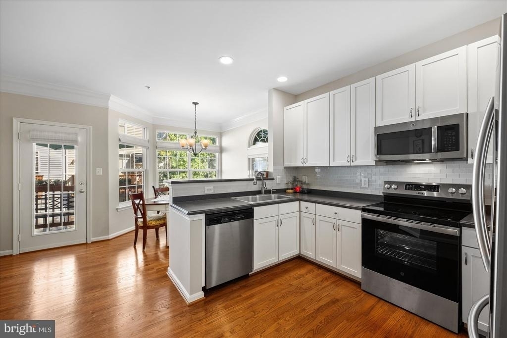 166 Comay Terrace - Photo 5