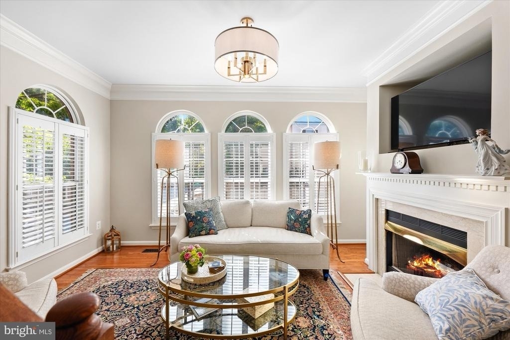 166 Comay Terrace - Photo 1