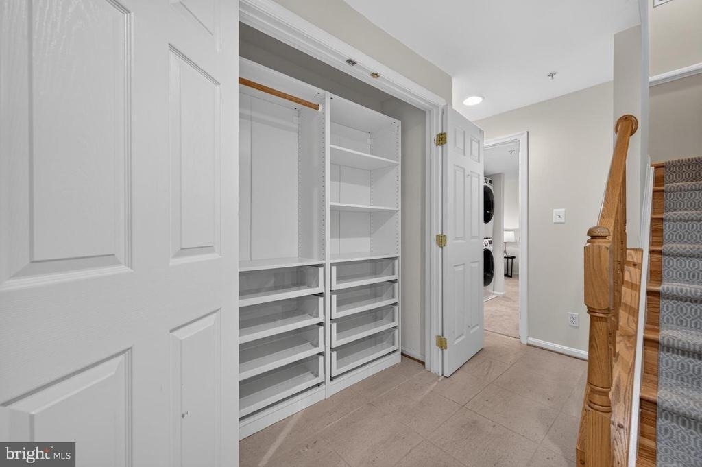 122 Sanborn Place - Photo 5