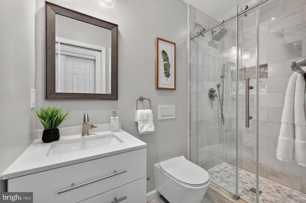 122 Sanborn Place - Photo 43