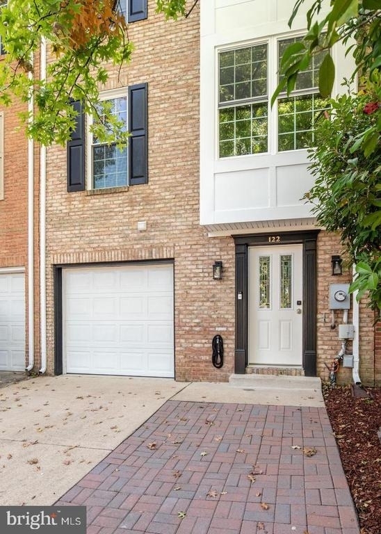 122 Sanborn Place - Photo 47