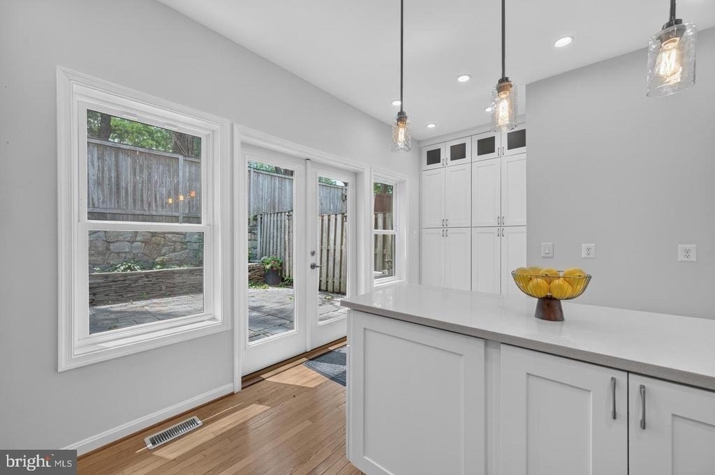 122 Sanborn Place - Photo 22