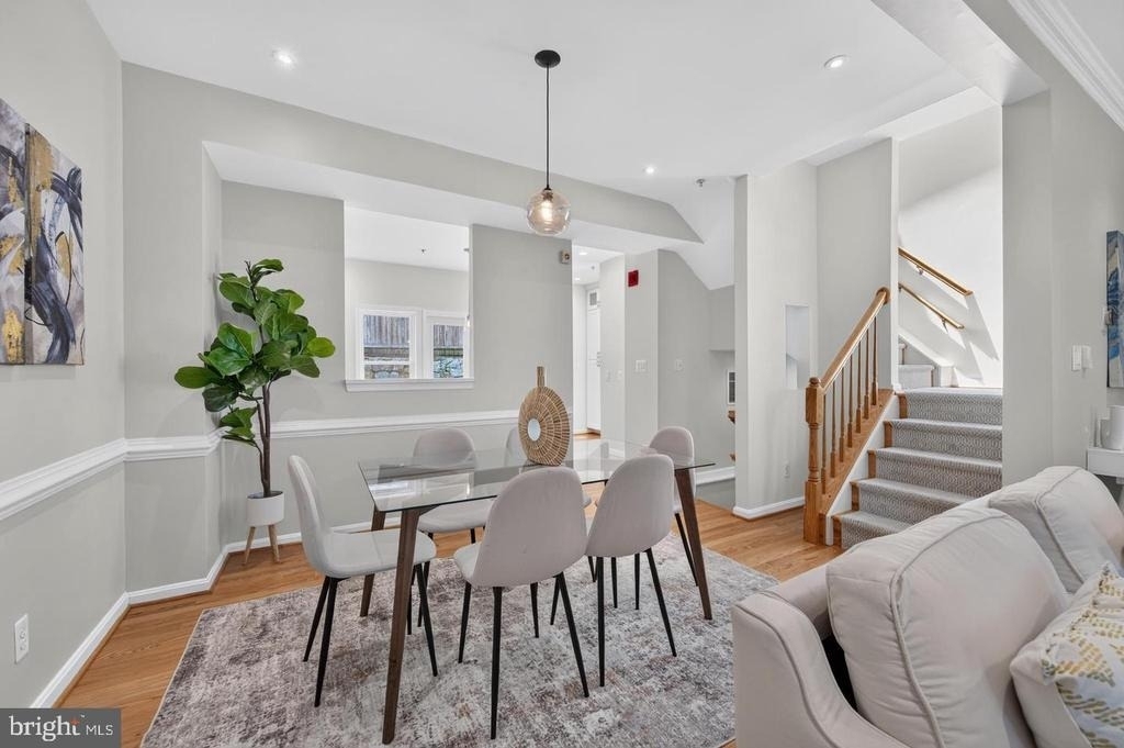 122 Sanborn Place - Photo 16
