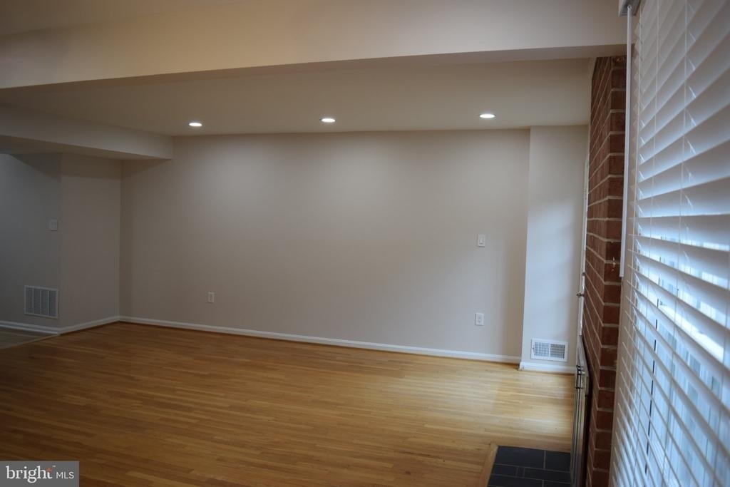 1013 N Vail Street - Photo 4