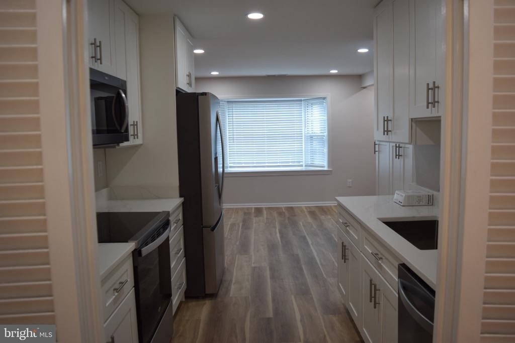 1013 N Vail Street - Photo 17