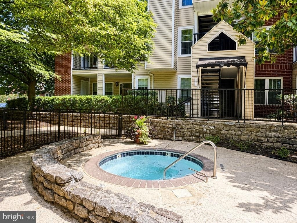 3310 Wyndham Circle - Photo 18