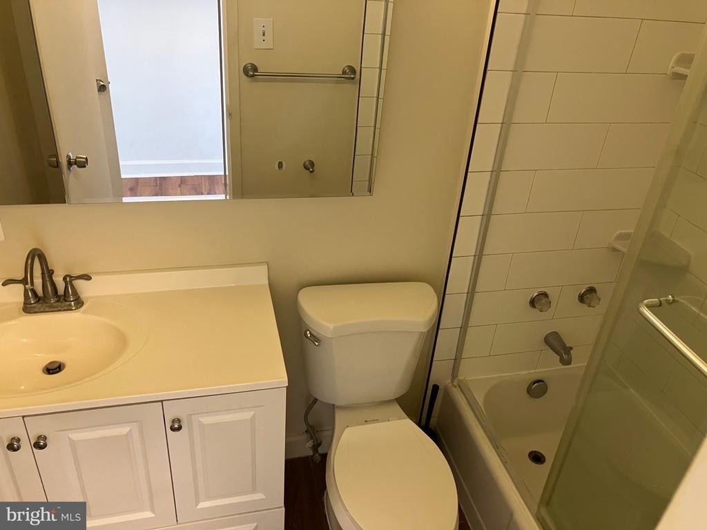 1011 Arlington Boulevard - Photo 4