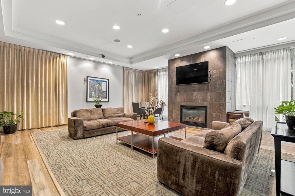 880 N Pollard Street - Photo 22