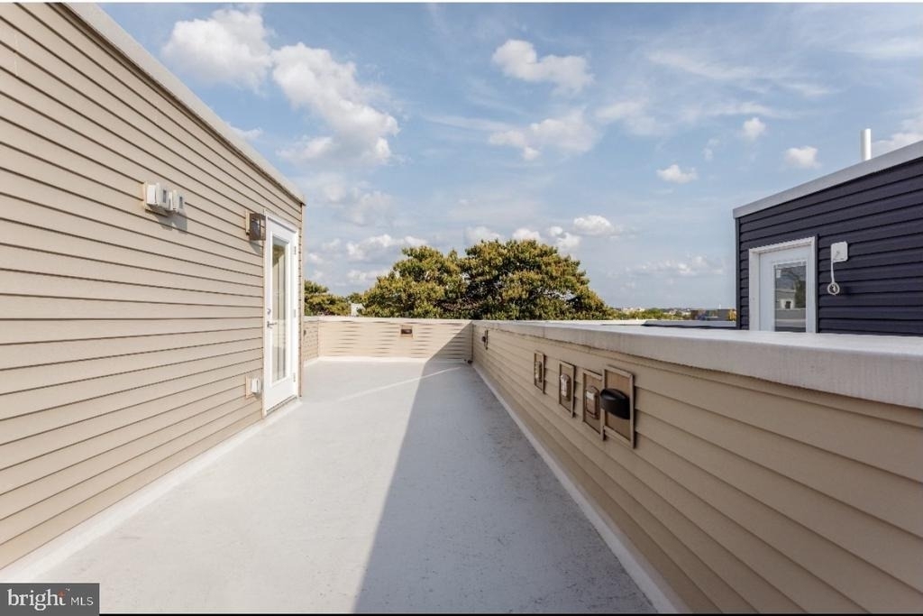 2117 N 9th Street - Photo 0