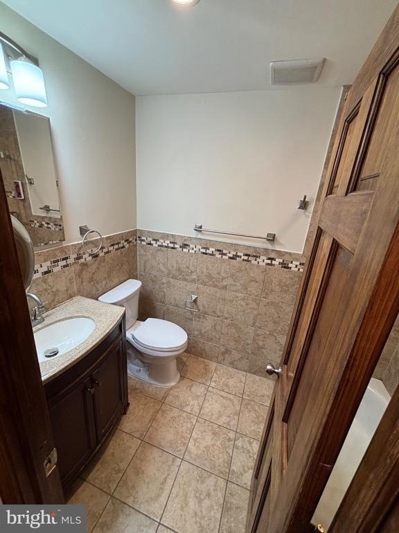 10779 Helmer Drive - Photo 11