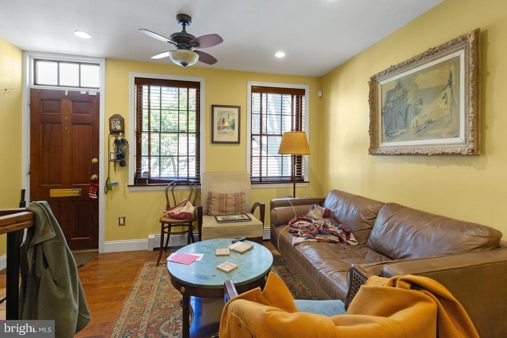 928 Irving Street - Photo 1