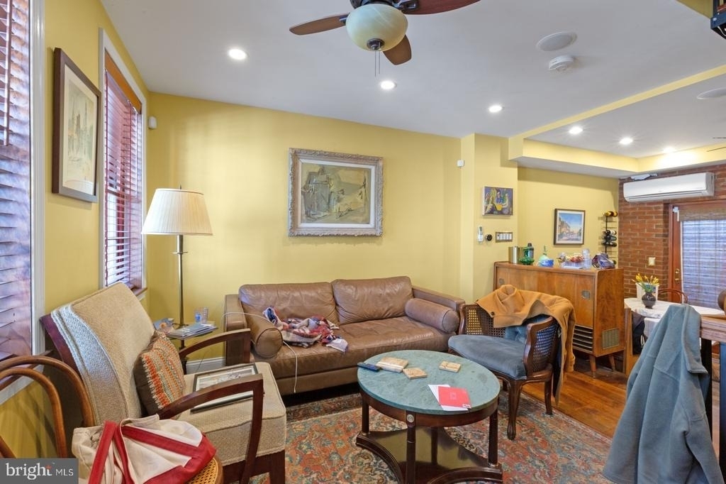 928 Irving Street - Photo 3
