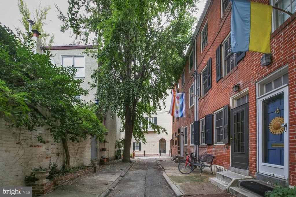 928 Irving Street - Photo 22